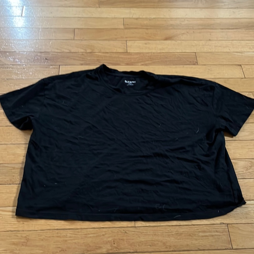 Plain Black Old Navy Crop Tee